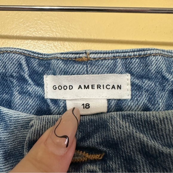 Good American Good Classic Raw Hem Ripped Jeans Womens 18 Blue - Picture 3 of 6